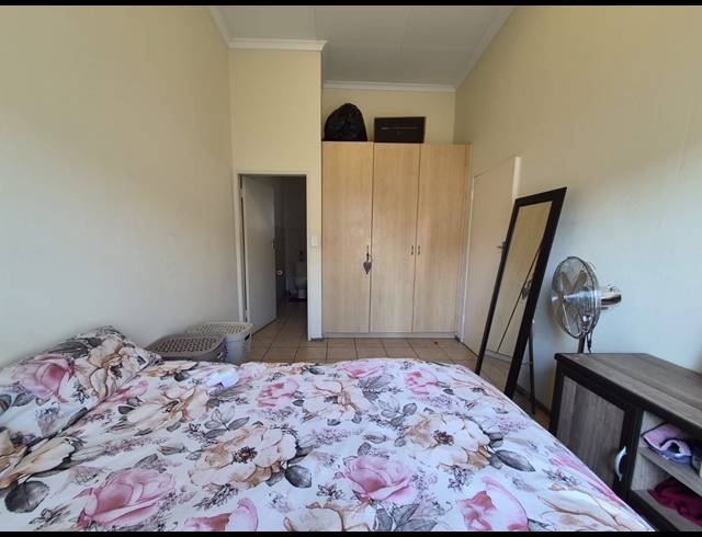 2 BEDROOM APARTMENT FOR SALE IN RYNFIELD